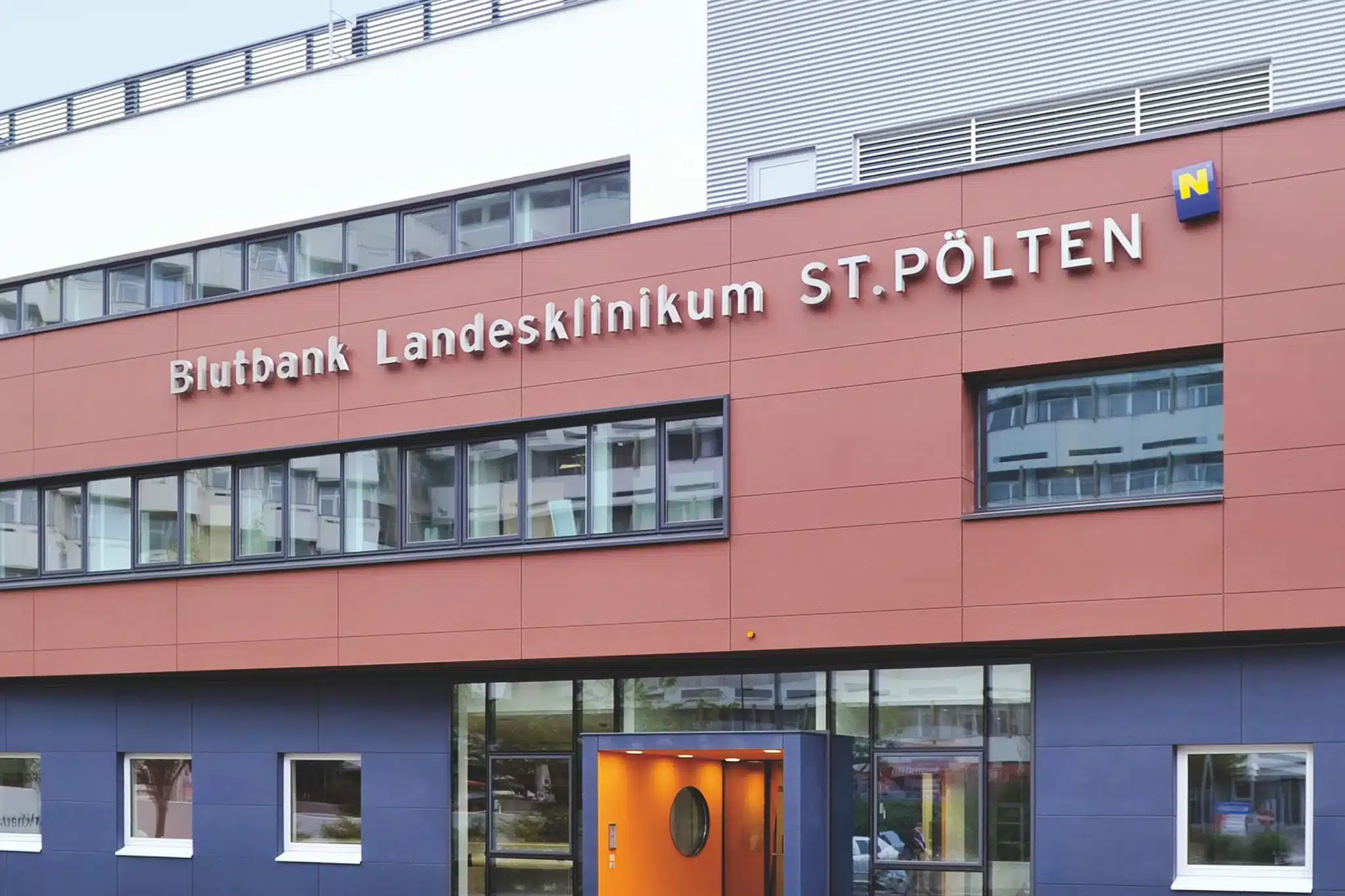 stugeba-mobile-raumsysteme-referenzen-blutbank-st-poelten-web-01