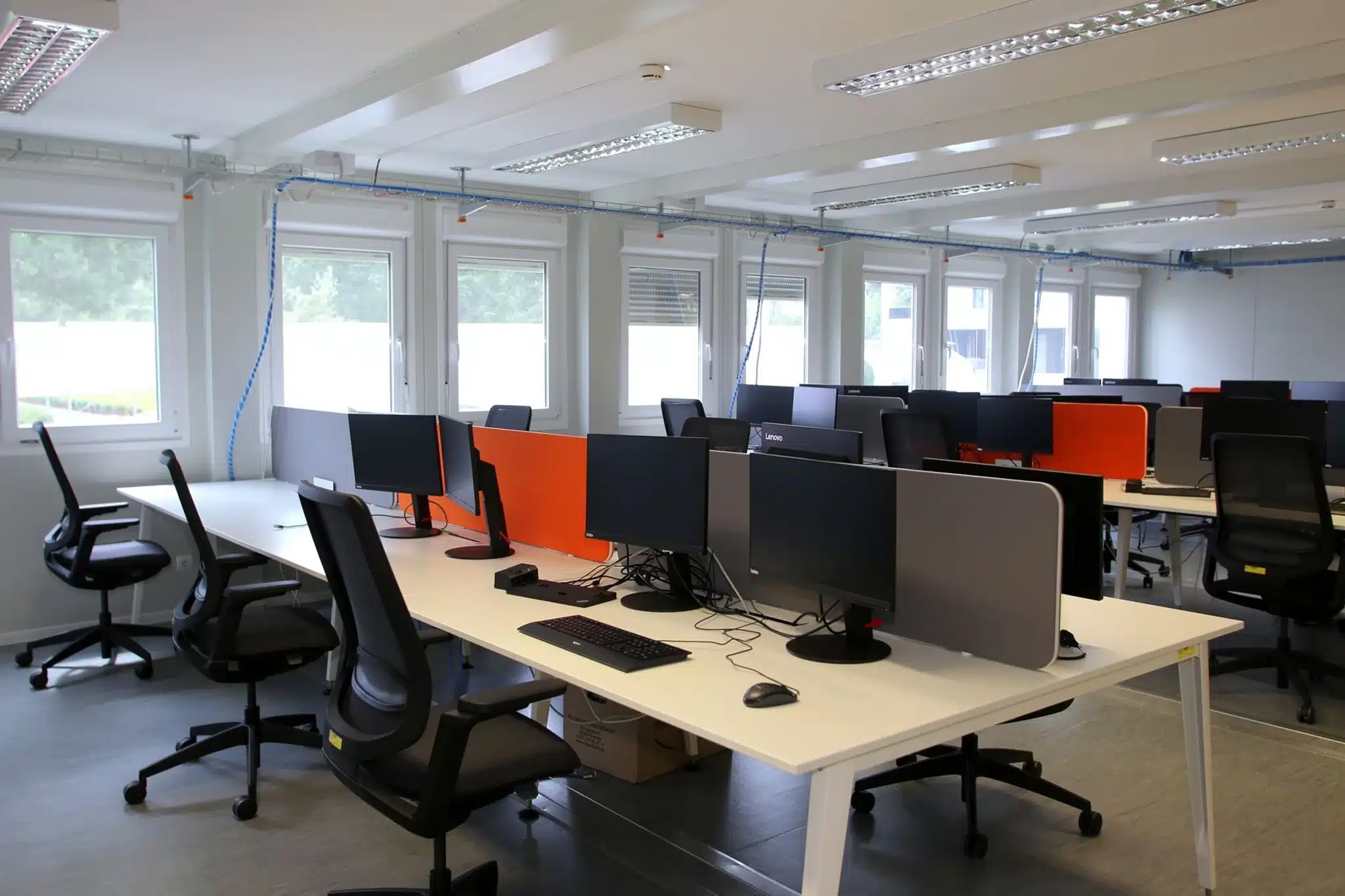 stugeba-mobile-raumsysteme-referenzen-buerocontaineranlage-big-web-02