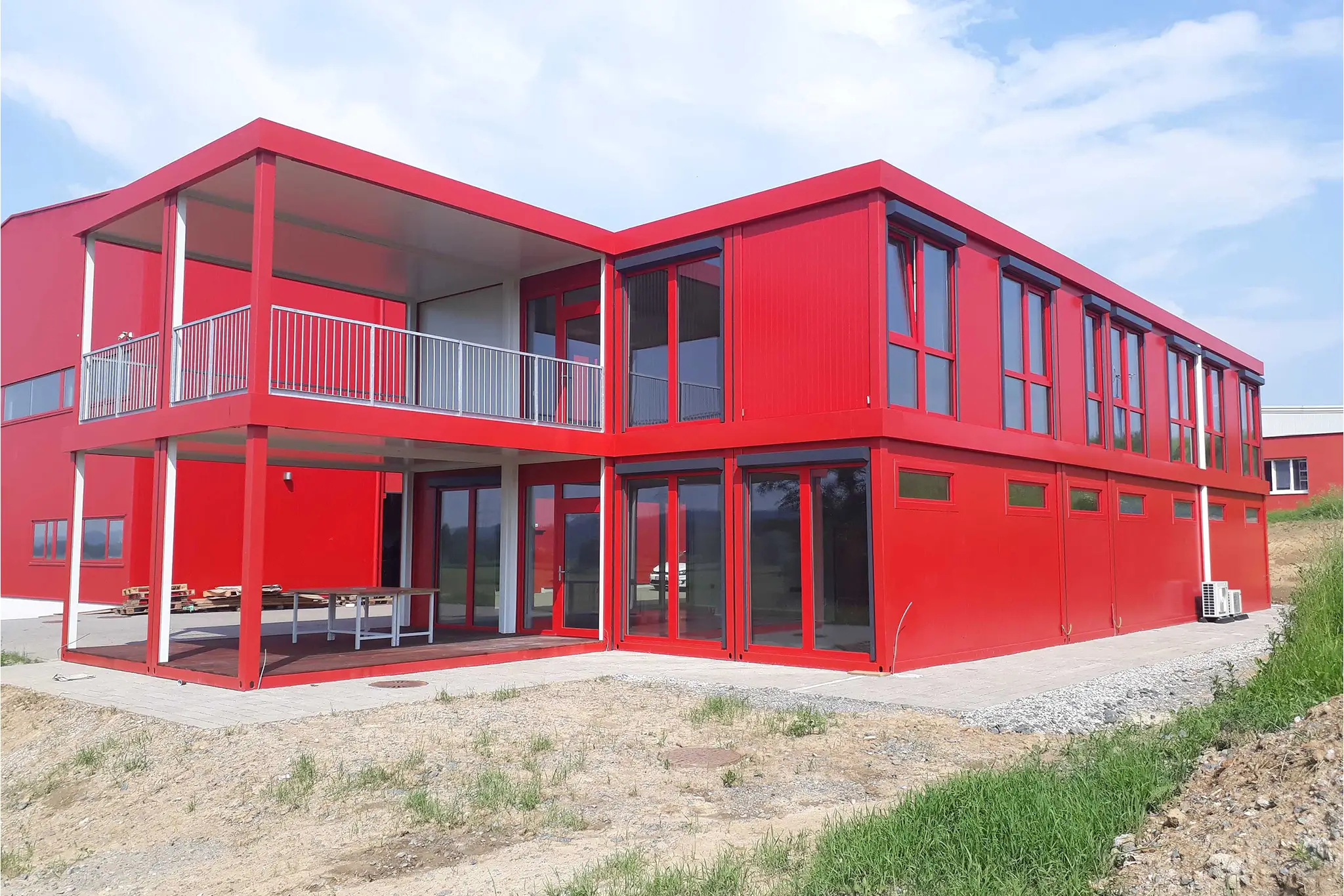 stugeba-mobile-raumsysteme-referenzen-buerocontaineranlage-schigan-web-01