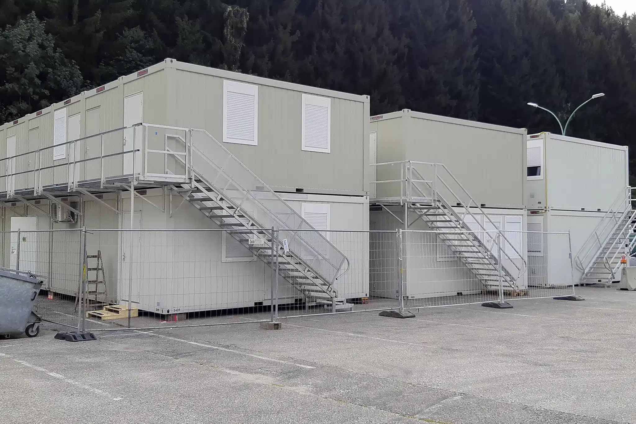 stugeba-mobile-raumsysteme-referenzen-sanitaer-und-aufenthaltsraumcontainer-moni-frantschach-web-01