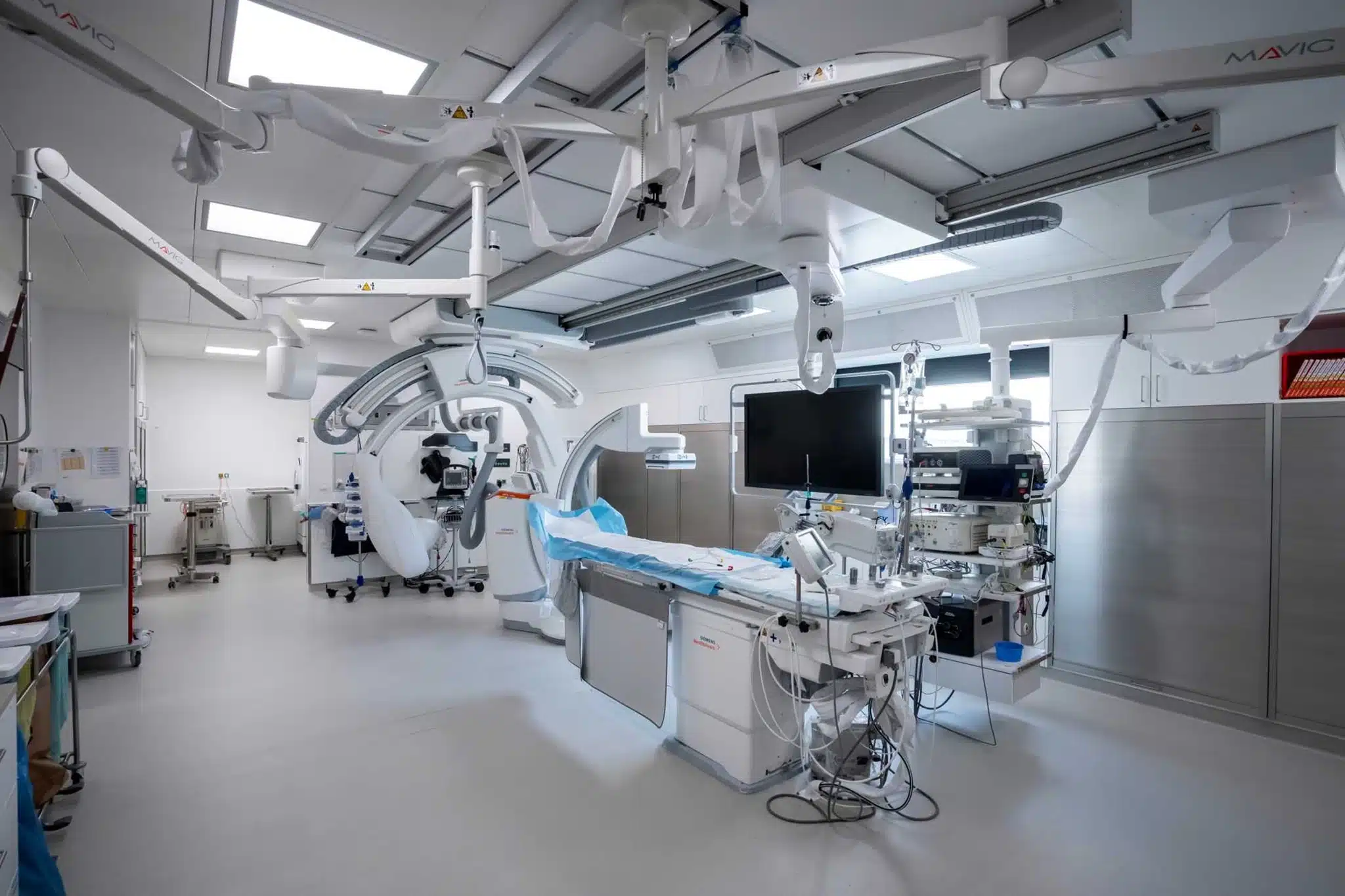 stugeba-mobile-raumsysteme-referenzen-zubau-ukh-krems-web-02